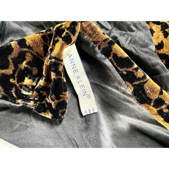 Women’s Anne Klein Silk/Rayon Scarf - Picture 4 of 4